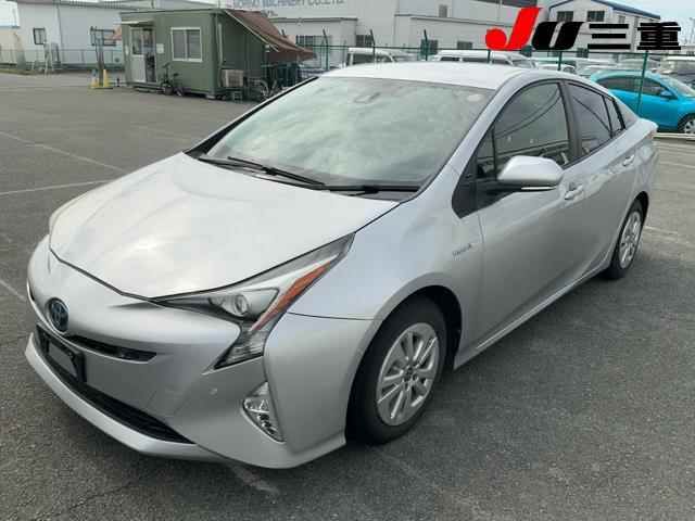 2016 Toyota Prius Sセーフティプラス auction photo 9