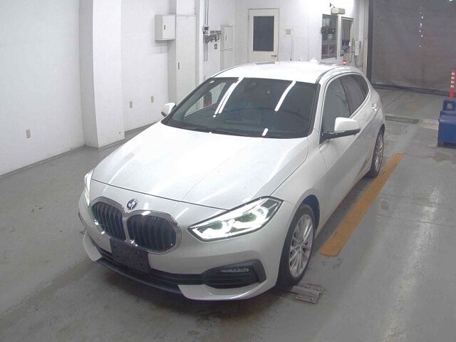 2021 BMW 1 Series 118D Pre-E Joy+ auction photo 4