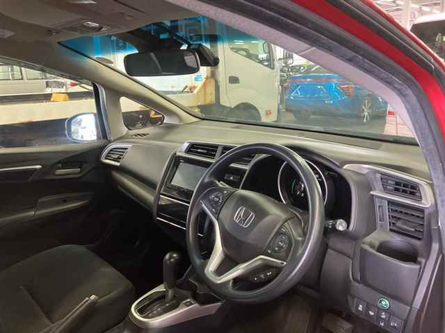 2018 Honda Fit 13G・F auction photo 3