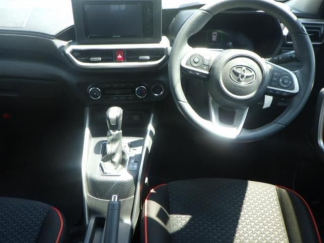 2020 Toyota Raize Z auction photo 3
