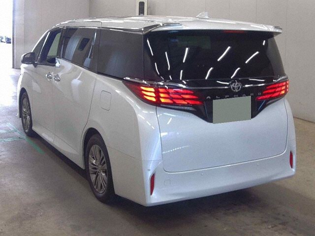 2024 Toyota Alphard Z auction photo 2