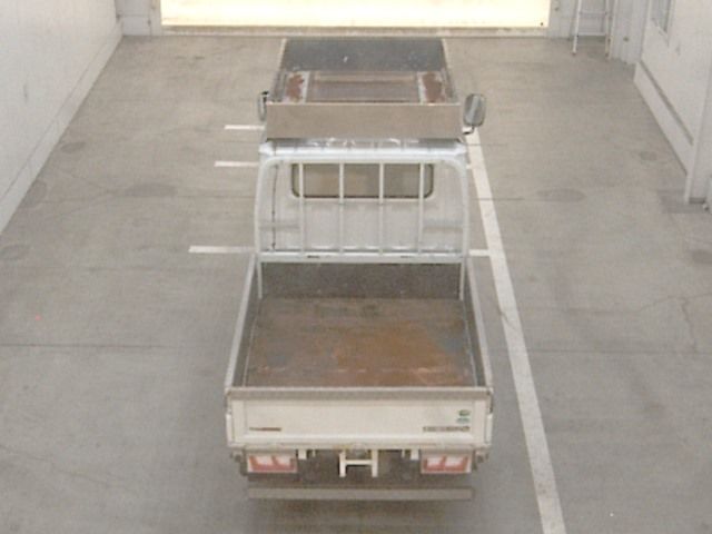 2019 Mitsubishi Fuso Canter Double cab auction photo 3