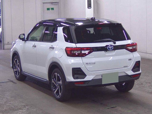 2026 Toyota Raize Hybrid Z auction photo 2