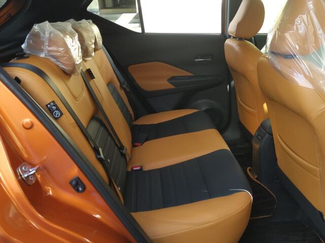 2022 Nissan Kicks X Two-Tone Interior Edition auction photo 6