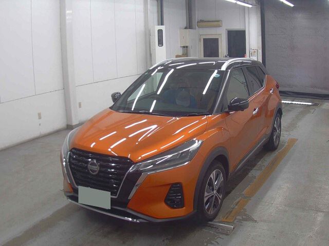 2022 Nissan Kicks X Two-Tone Interior Edition auction photo 4