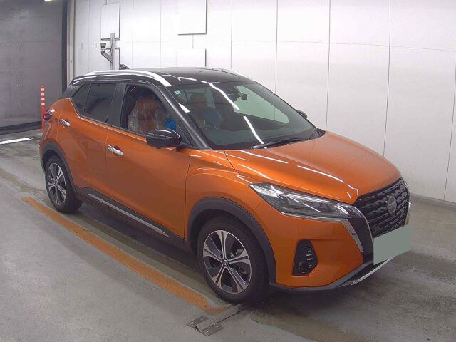 2022 Nissan Kicks X Two-Tone Interior Edition Japan auction vehicle