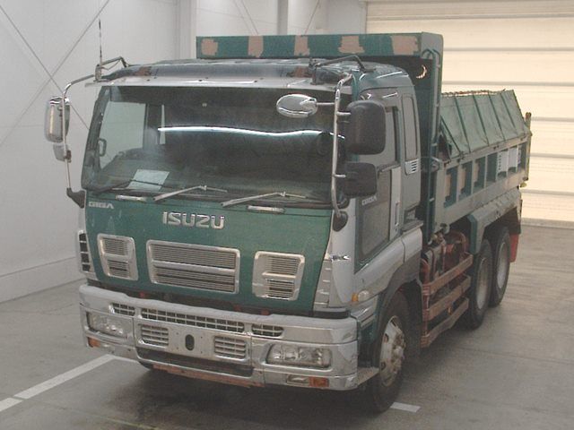 Japan Auction Vehicles 10 2009 Isuzu dump auction photo