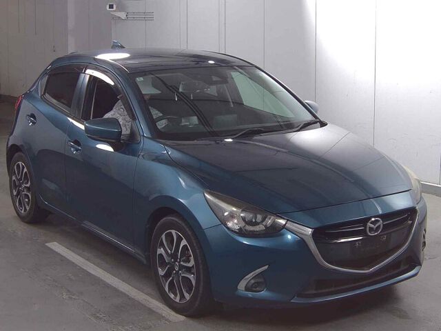 2018 Mazda Demio XD Touring Japan auction vehicle