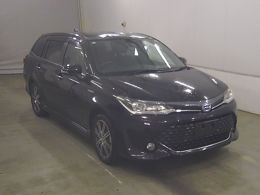 2016 Toyota Corolla Fielder G W×B Japan auction vehicle