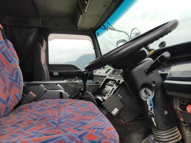 2005 Isuzu Giga ダンプ auction photo 3