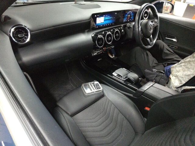2019 Mercedes-Benz A-Class A180 auction photo 3