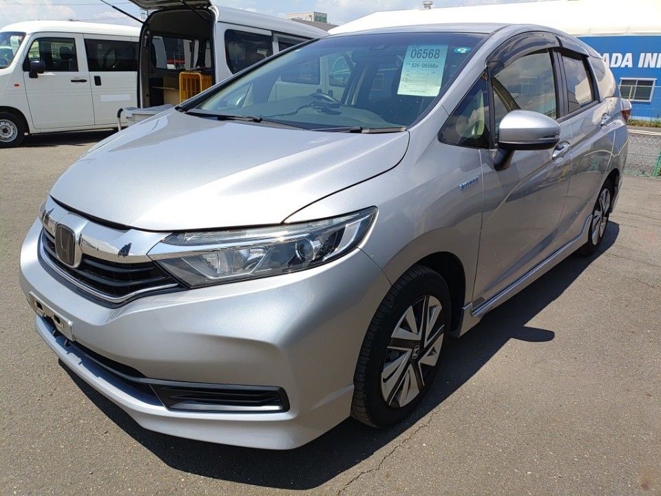 Japan Auction Vehicles 33 2021 Honda Shuttle auction photo