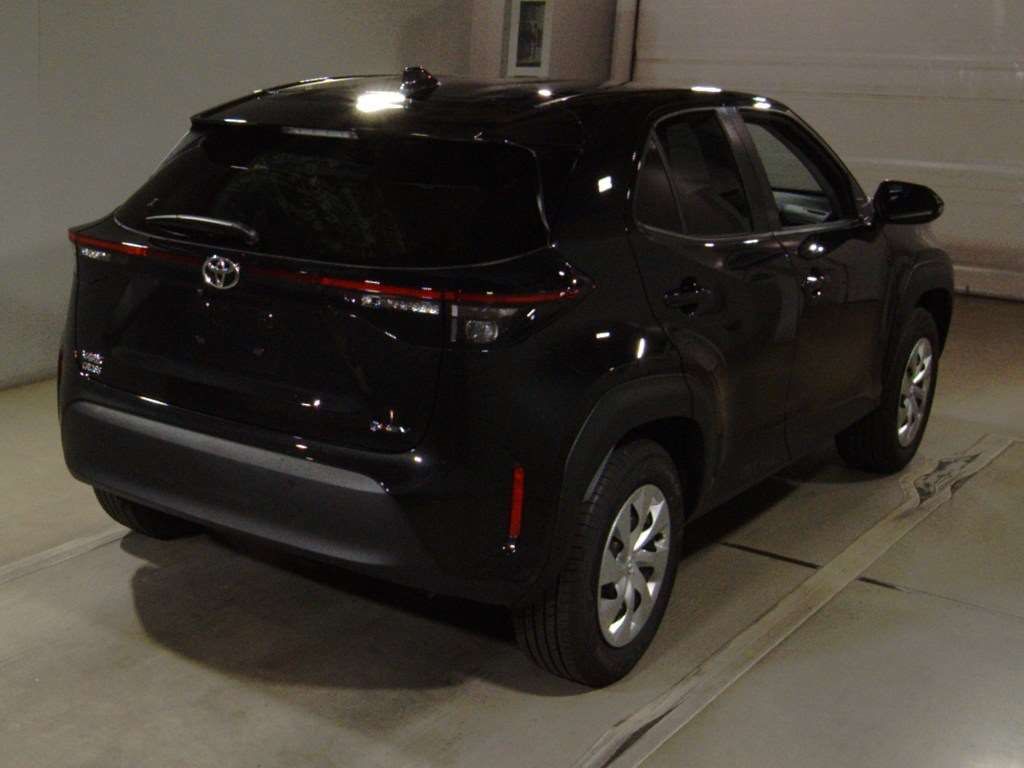 2025 Toyota Yaris Cross ハイブリッドU 4WD auction photo 2