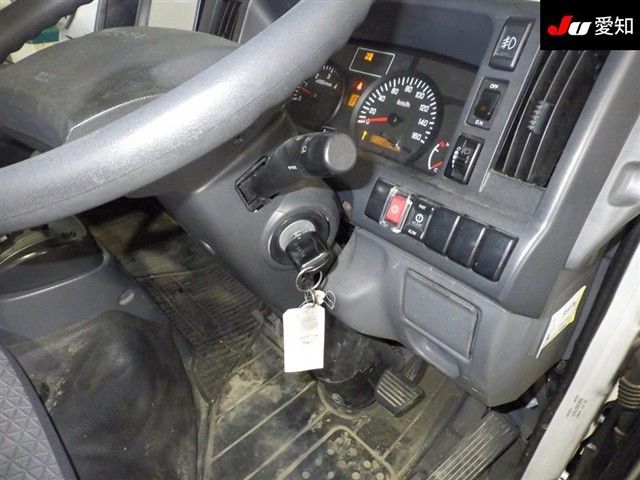 2017 Isuzu エルフ T 4t auction photo 5