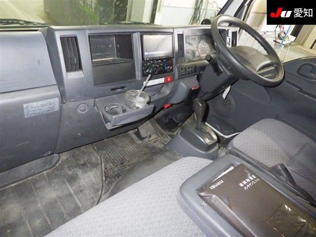 2017 Isuzu エルフ T 4t auction photo 3