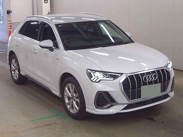 2024 Audi Q3 35TFSI Sライン Japan auction vehicle