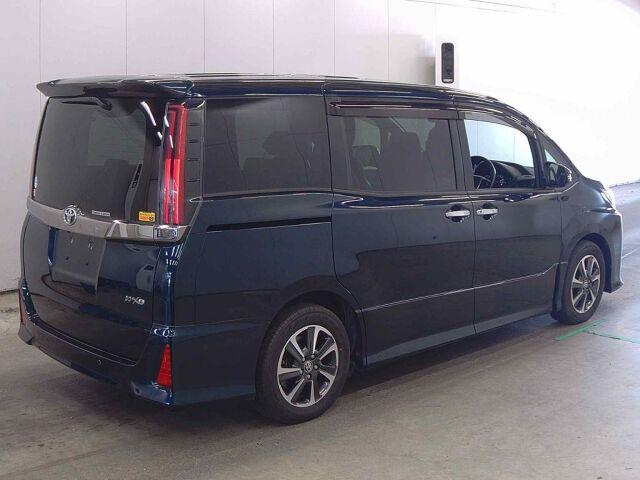 2020 Toyota Noah SI WXB 2 auction photo 5