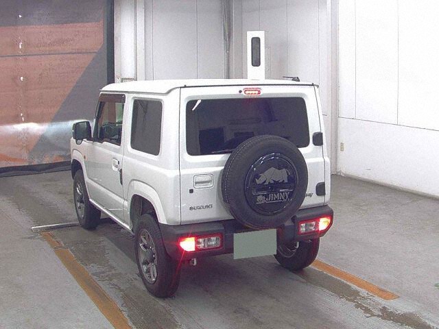 2023 Suzuki Jimny XC 4WD auction photo 2