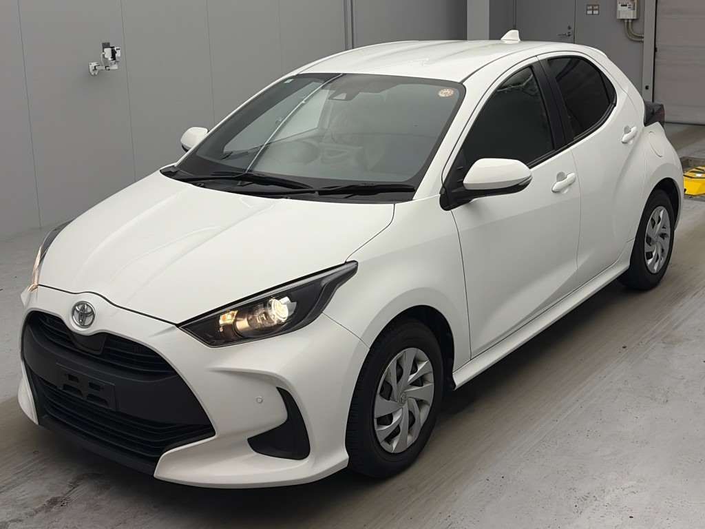 Japan Auction Vehicles 4 2021 Toyota Yaris X auction photo