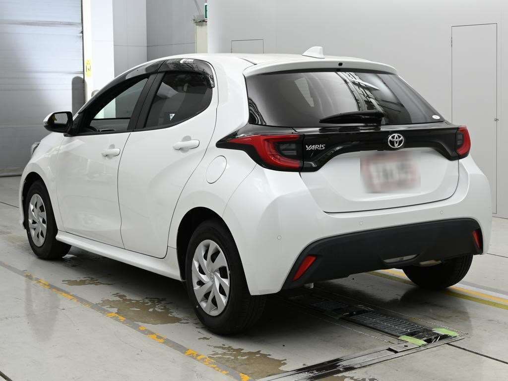 2022 Toyota Yaris G auction photo 6