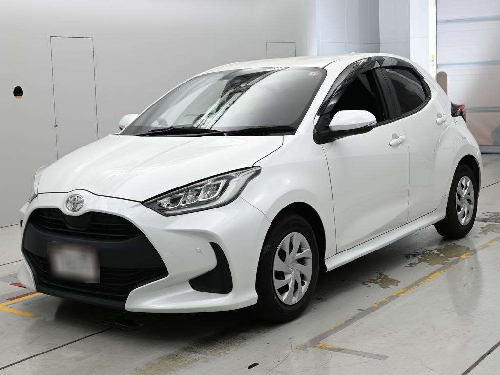 2022 Toyota Yaris G Japan auction vehicle