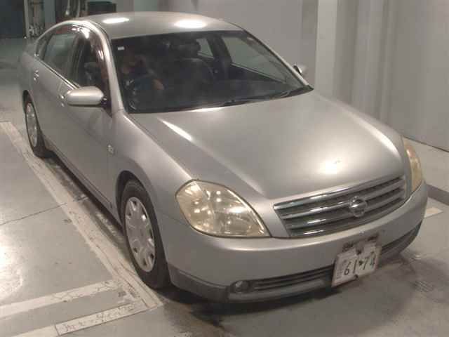 2003 Nissan Teana 230JK M Japan auction vehicle