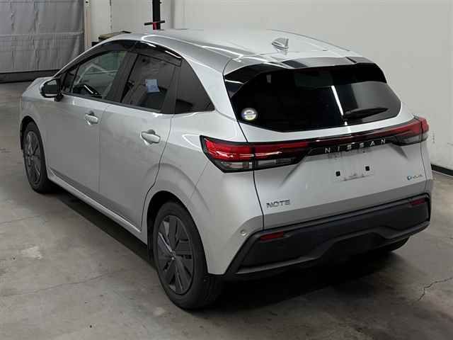 2023 Nissan Note X auction photo 2
