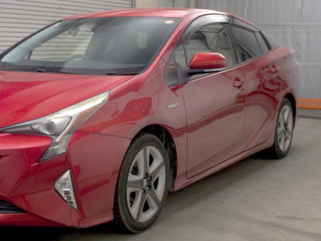 2016 Toyota Prius Sツーリングセレクション auction photo 4