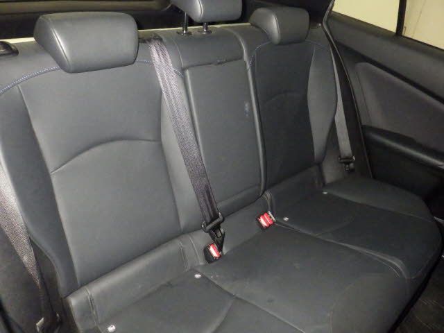 2016 Toyota Prius Sツーリングセレクション auction photo 8
