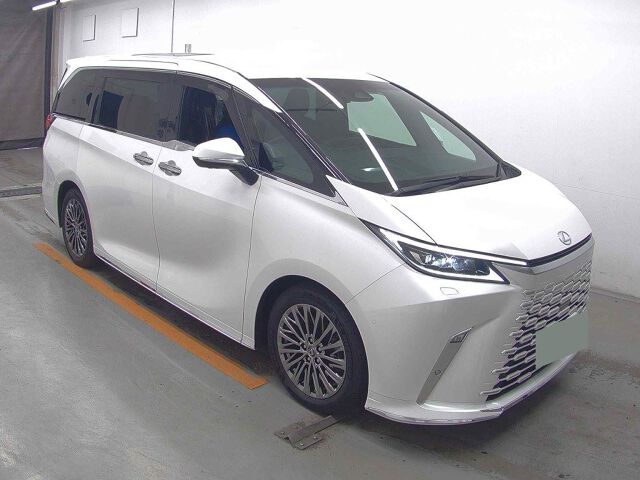 2025 Lexus LM LM500H L 4WD Japan auction vehicle
