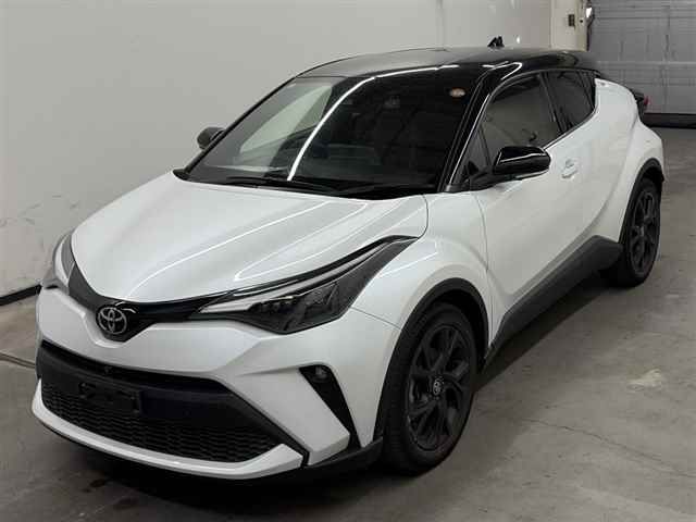 2022 Toyota C-HR G-T Mode Nero Safety Plus 2 auction photo 4