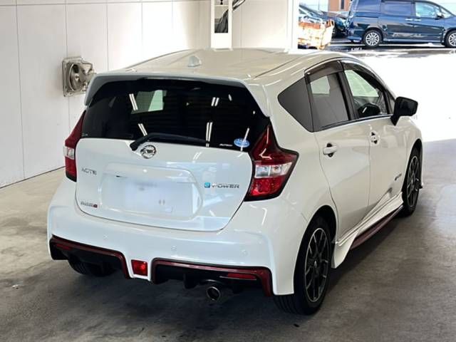 2018 Nissan Note e-パワーニスモ auction photo 3