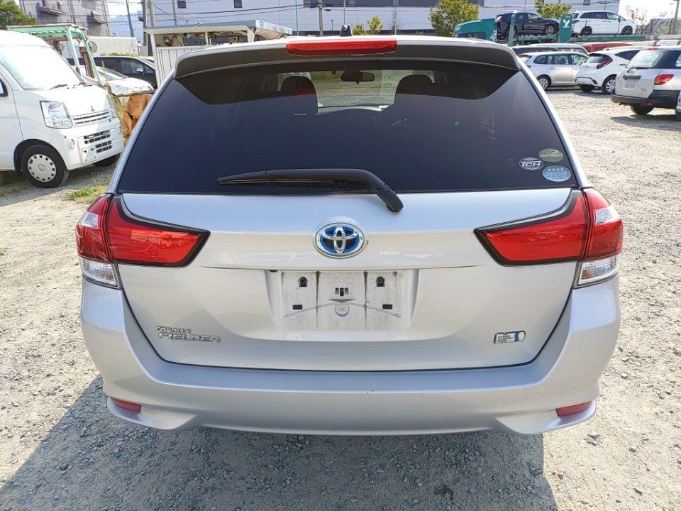2017 Toyota Corolla Fielder auction photo 5
