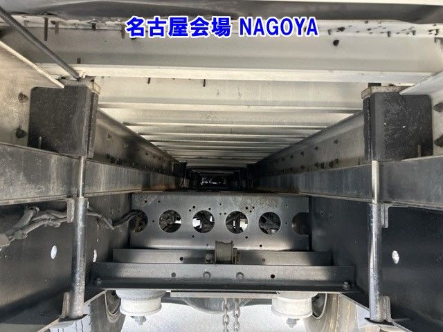 2012 Isuzu Giga アルミバン auction photo 14