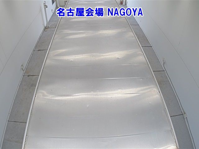2012 Isuzu Giga アルミバン auction photo 3