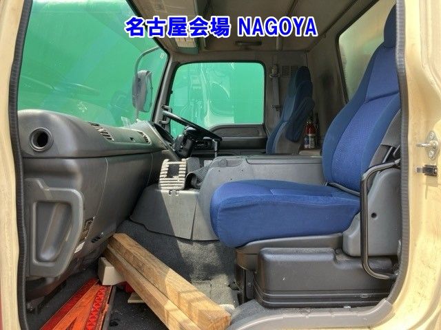 2012 Isuzu Giga アルミバン auction photo 5