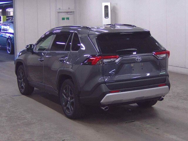 2025 Toyota RAV4 HV Adventure 4WD auction photo 2