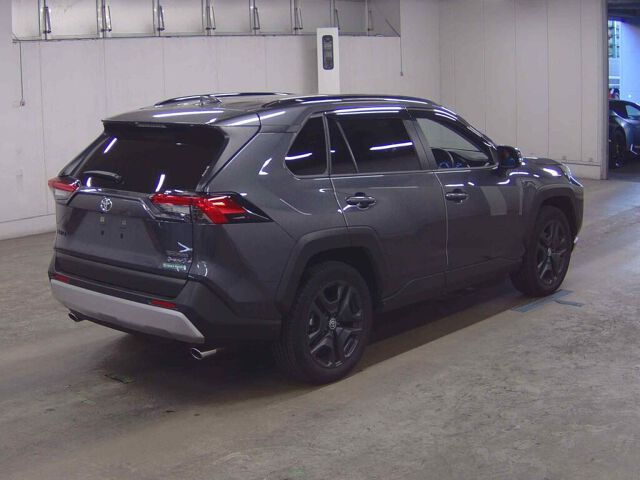 2025 Toyota RAV4 HV Adventure 4WD auction photo 5