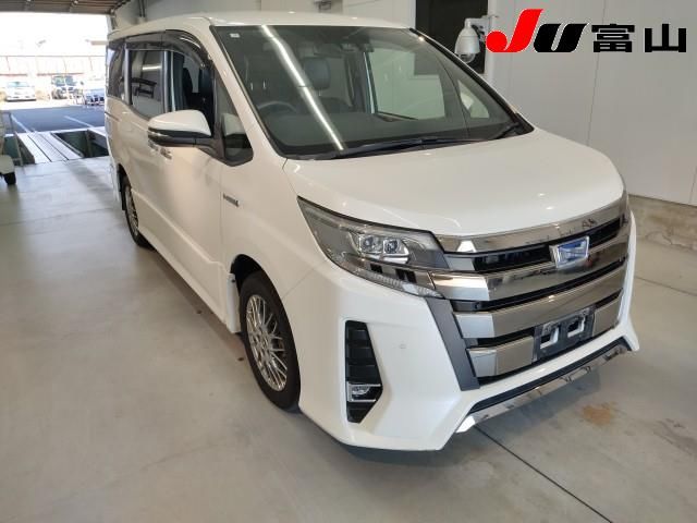 2019 Toyota Noah ハイブリッドSi WxBII Japan auction vehicle