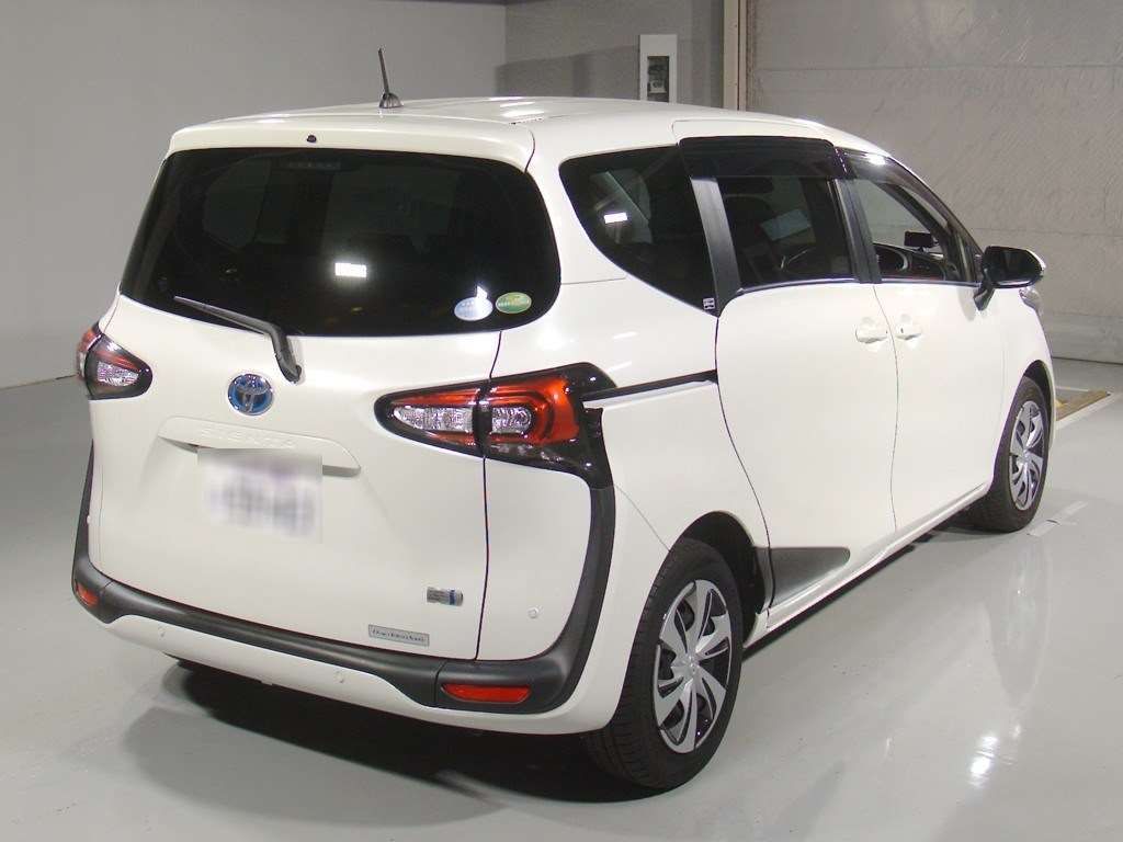 2021 Toyota Sienta ハイブリッドG クエロ auction photo 2
