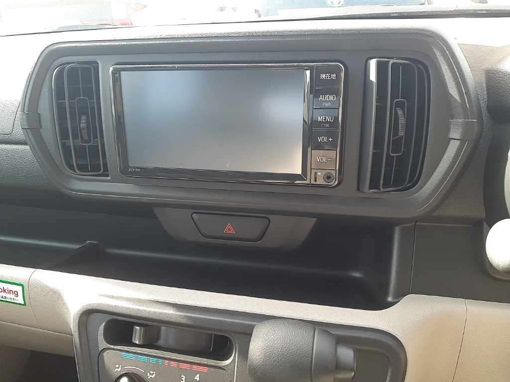2023 Toyota Passo X auction photo 12