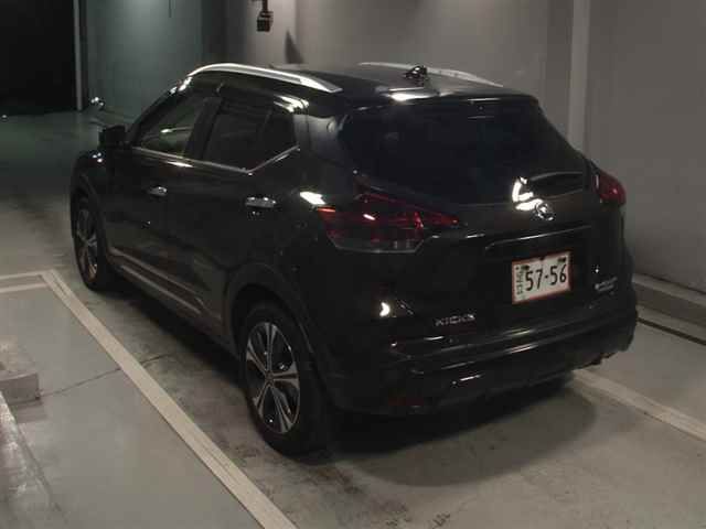 2022 Nissan Kicks X ツートーンインテリアエディシ auction photo 2