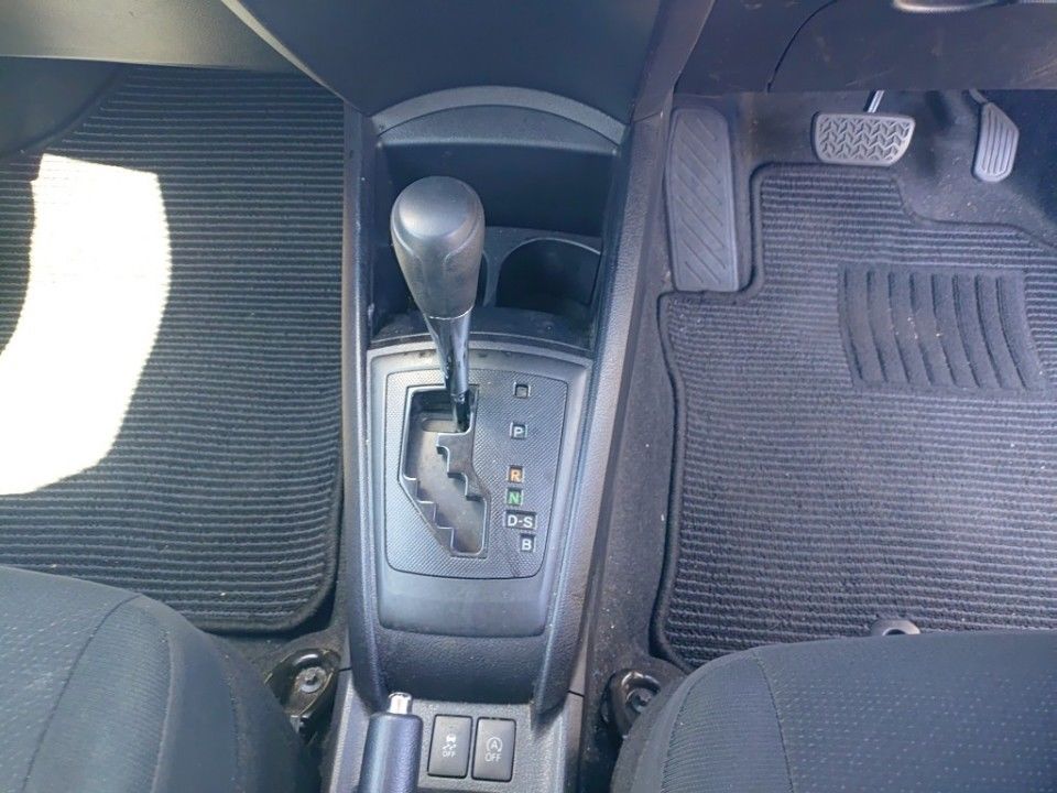 2021 Toyota カローラ アクシオ auction photo 12