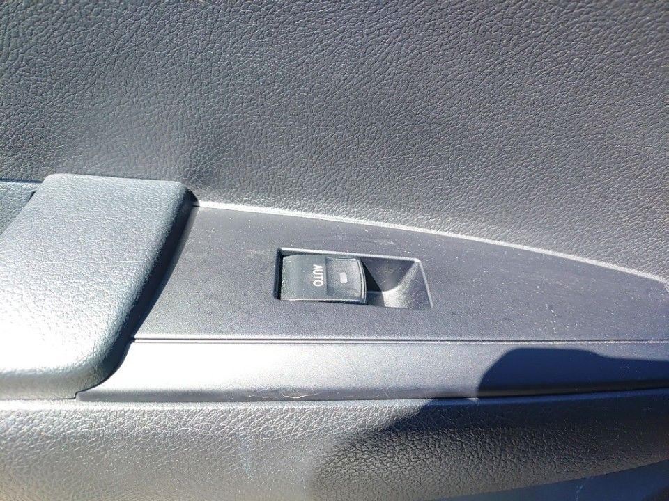2021 Toyota カローラ アクシオ auction photo 13