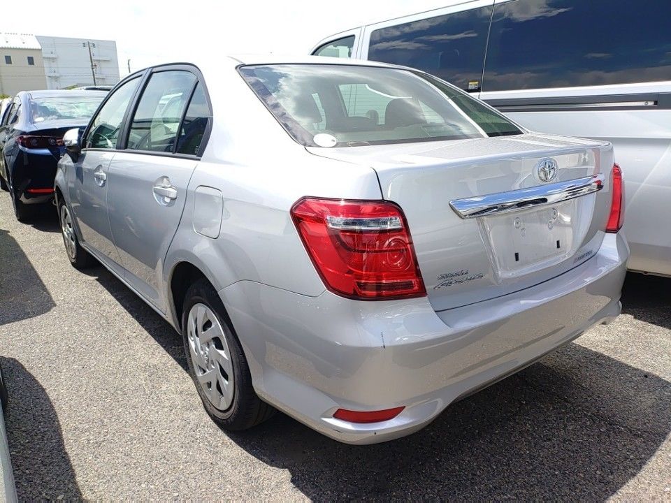 2021 Toyota カローラ アクシオ auction photo 6