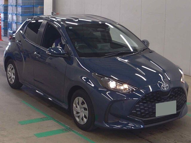 2025 Toyota Yaris ハイブリッドG Japan auction vehicle