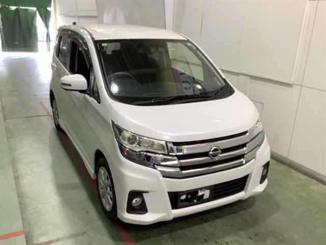 Japan Auction Vehicles 4 2016 Nissan Dayz 4WD Highway Star X auction photo