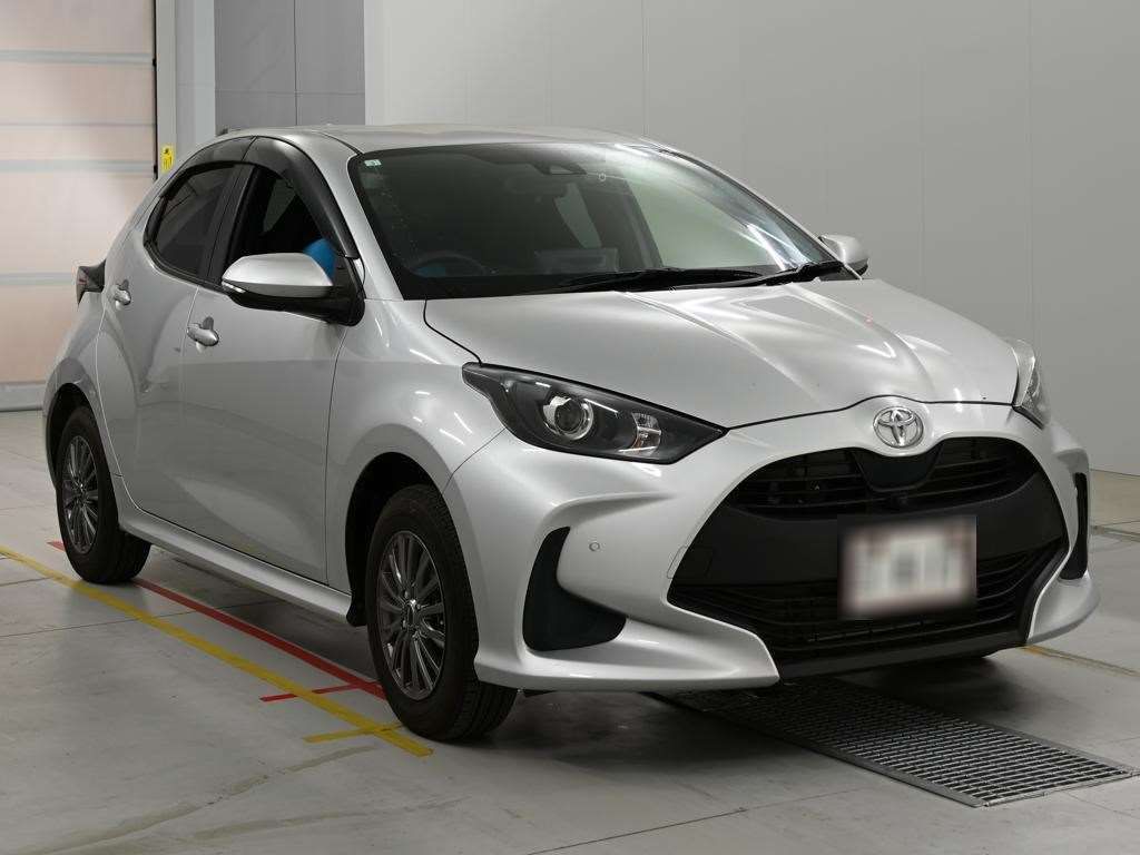 2021 Toyota Yaris G 4WD auction photo 5