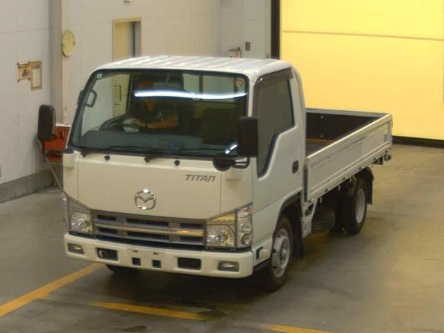 Japan Auction Vehicles 10 2014 Mazda タイタン Flatbed auction photo