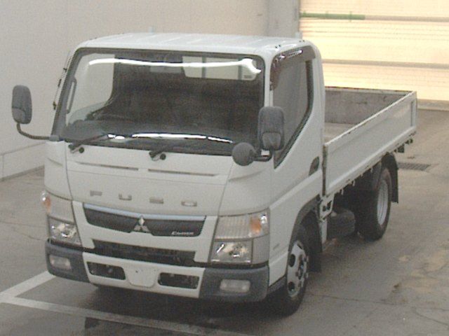2017 Mitsubishi Fuso Canter Flatbed Japan auction vehicle